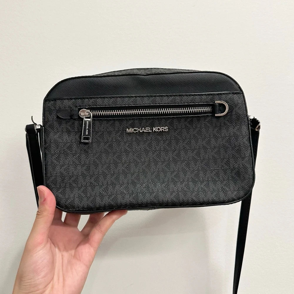 Michael Kors Jet Set Large Logo Crossbody Bag